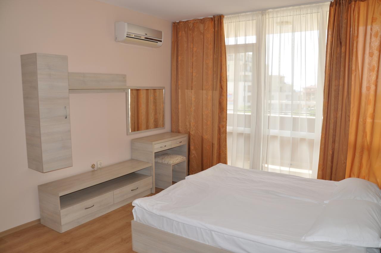 بوموري Luxor Apartments المظهر الخارجي الصورة