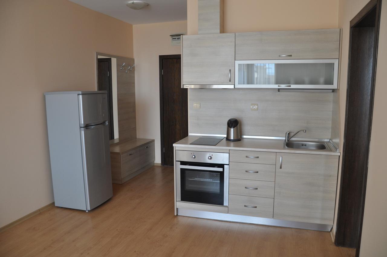 بوموري Luxor Apartments المظهر الخارجي الصورة