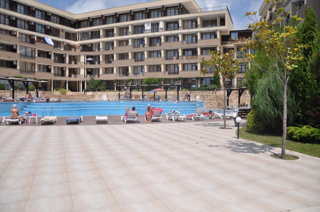 بوموري Luxor Apartments المظهر الخارجي الصورة